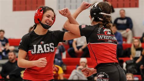 Jackson Memorial girls wrestling makes statement, wins Lady